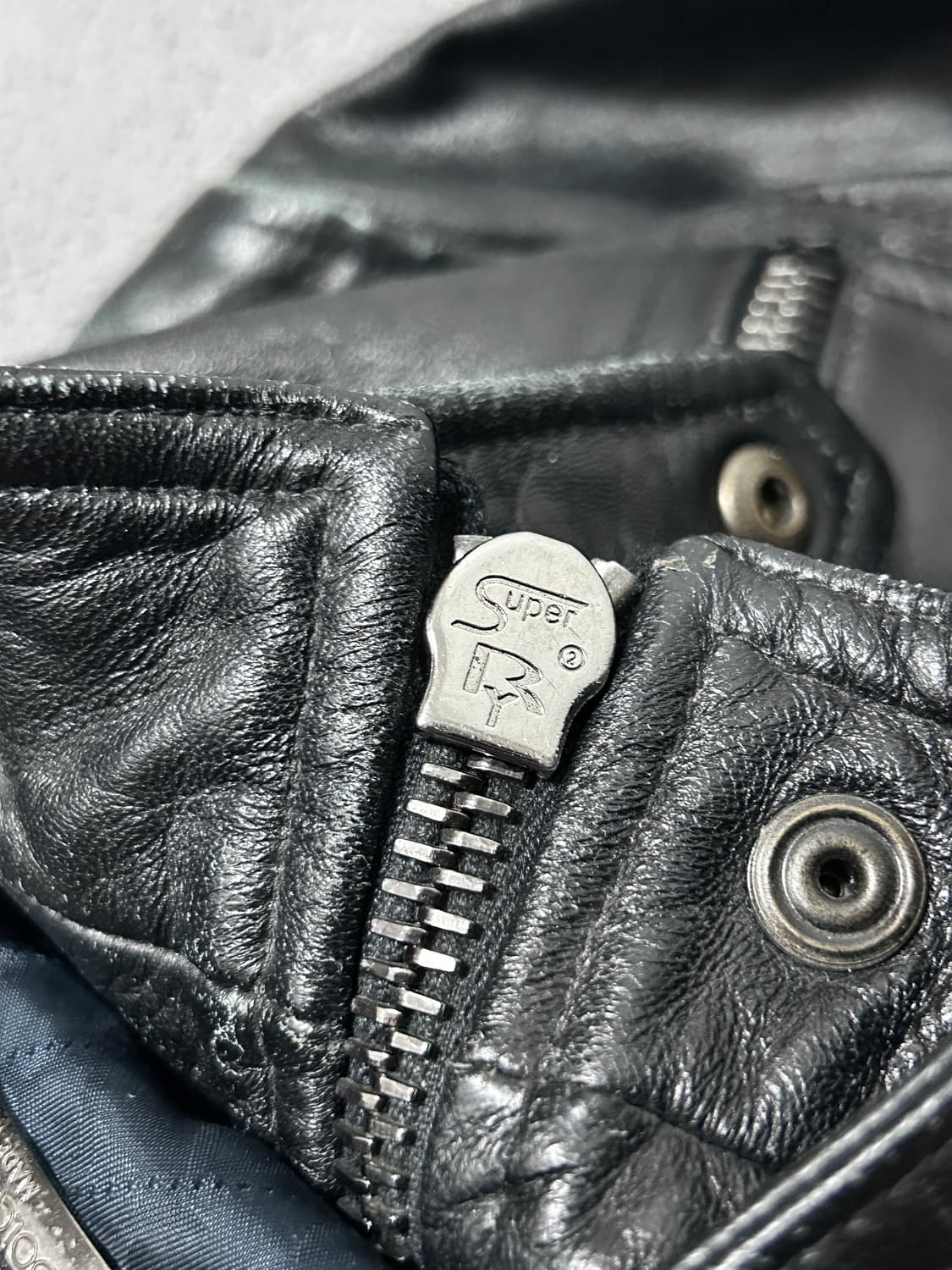 돌체앤가바나 00‘s 아카이브 멀티 짚 모토 레더 자켓 상품이미지5