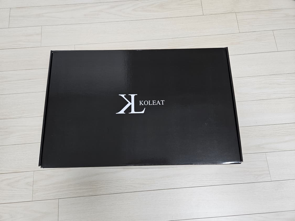 콜릿(KOLEAT) 우먼 오버핏 마일드레더 라이더자켓 미착용 새 제품 상품이미지4