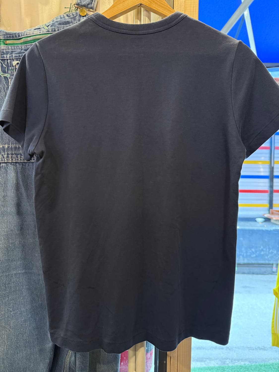 유니클로 네이비 반팔 티셔츠 상품이미지4