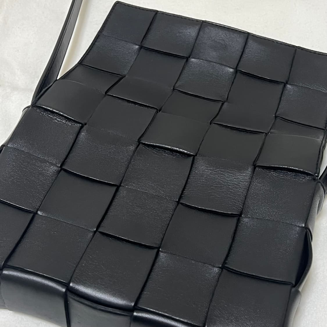 보테가베네타 카세트백 블랙 3/17까지 판매 상품이미지2