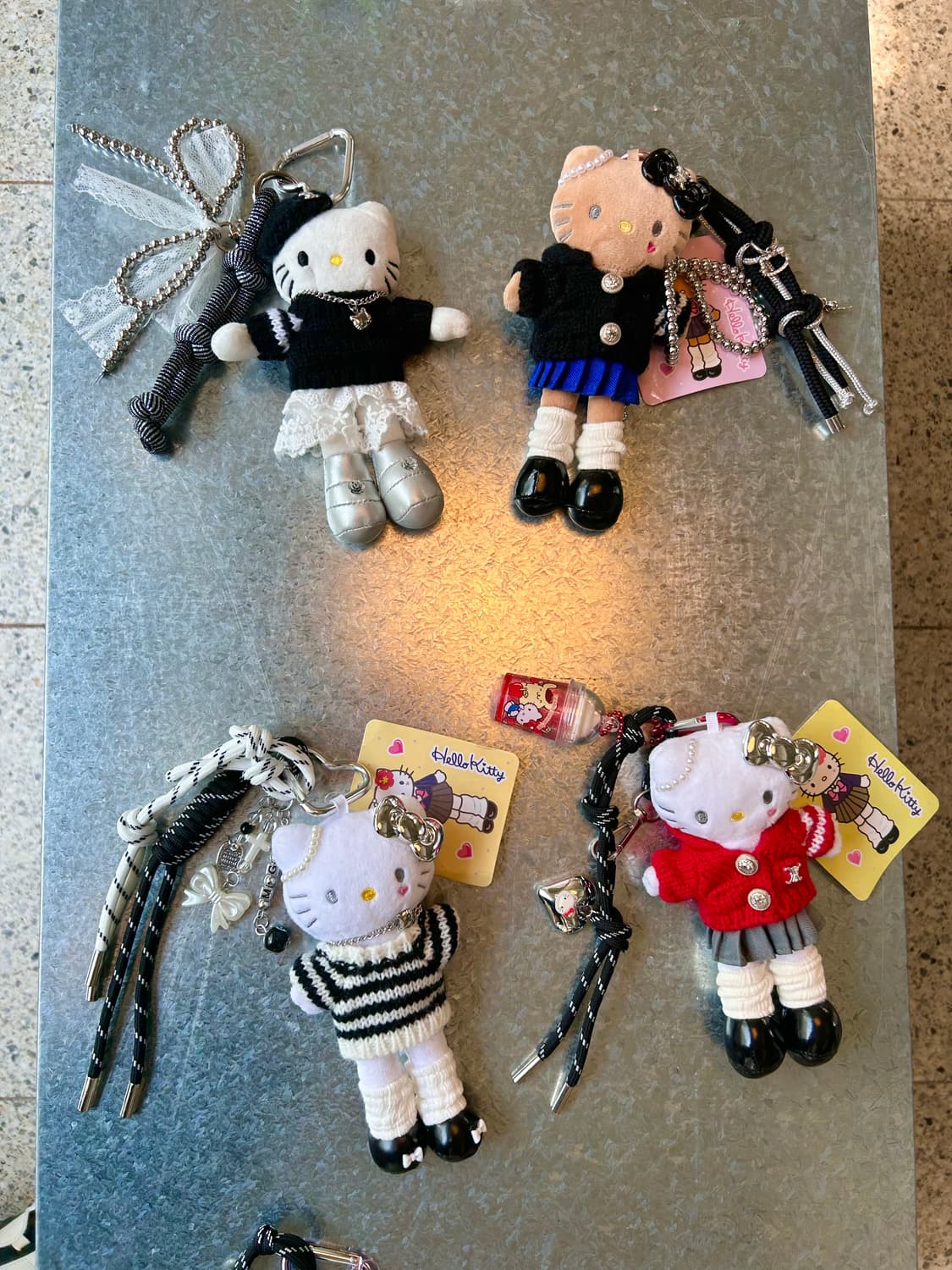 (9)롱다리키티 커스텀키링. -블랙니트 시크 레이스 상품이미지4