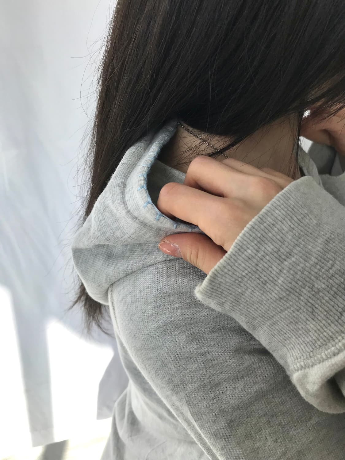 블루 스티치 디테일 후드집업 상품이미지4