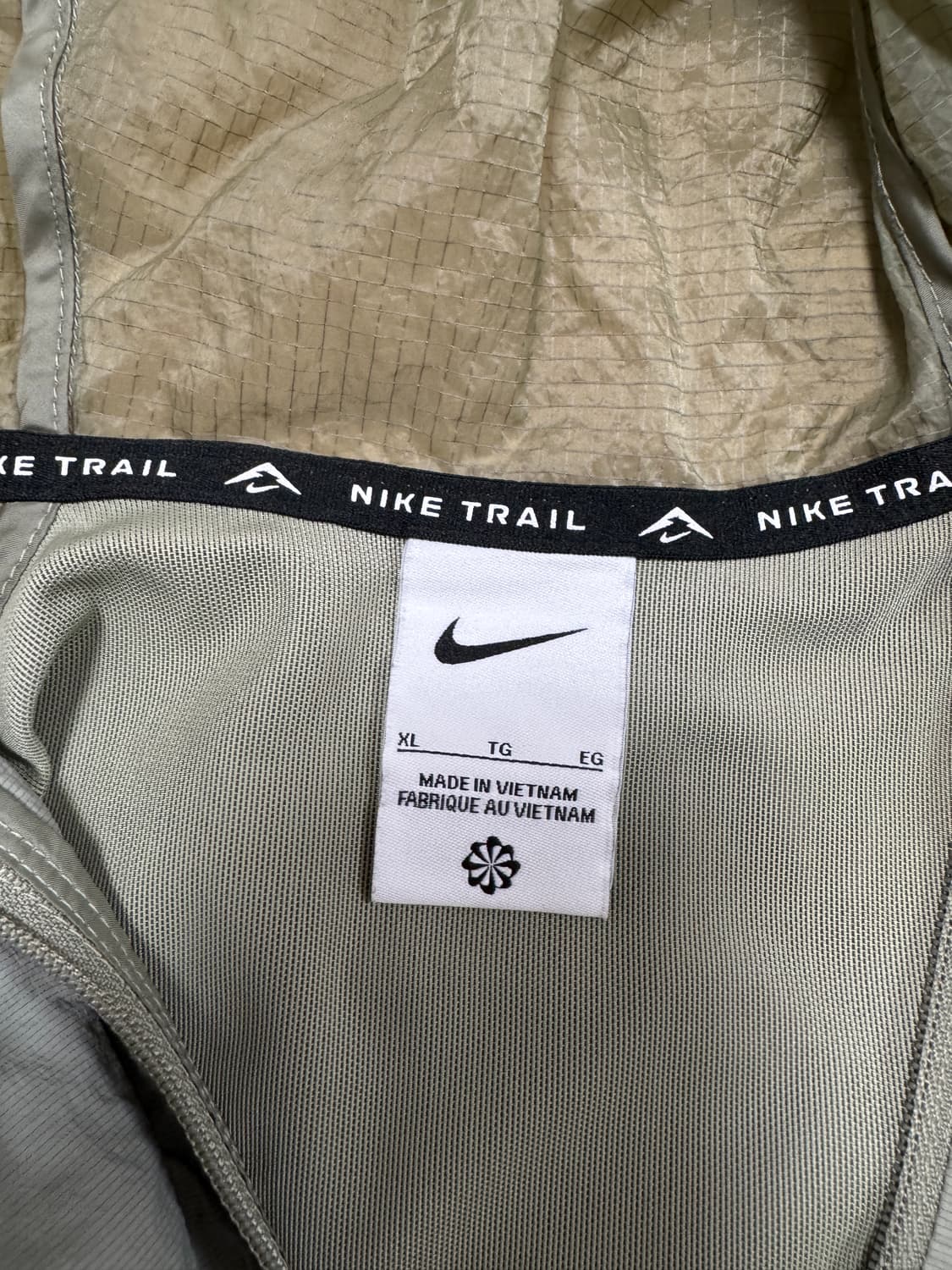 나이키 트레일 에어리즈 자켓 xl 상품이미지5