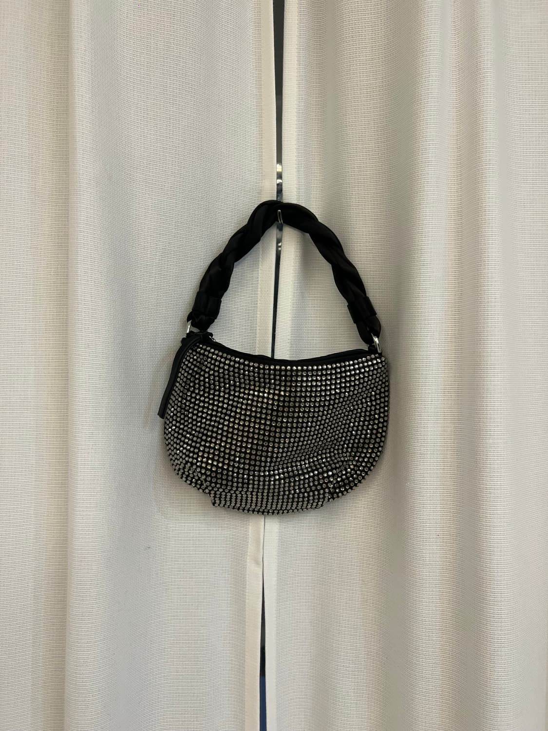 자라 큐빅 숄더백 상품이미지2