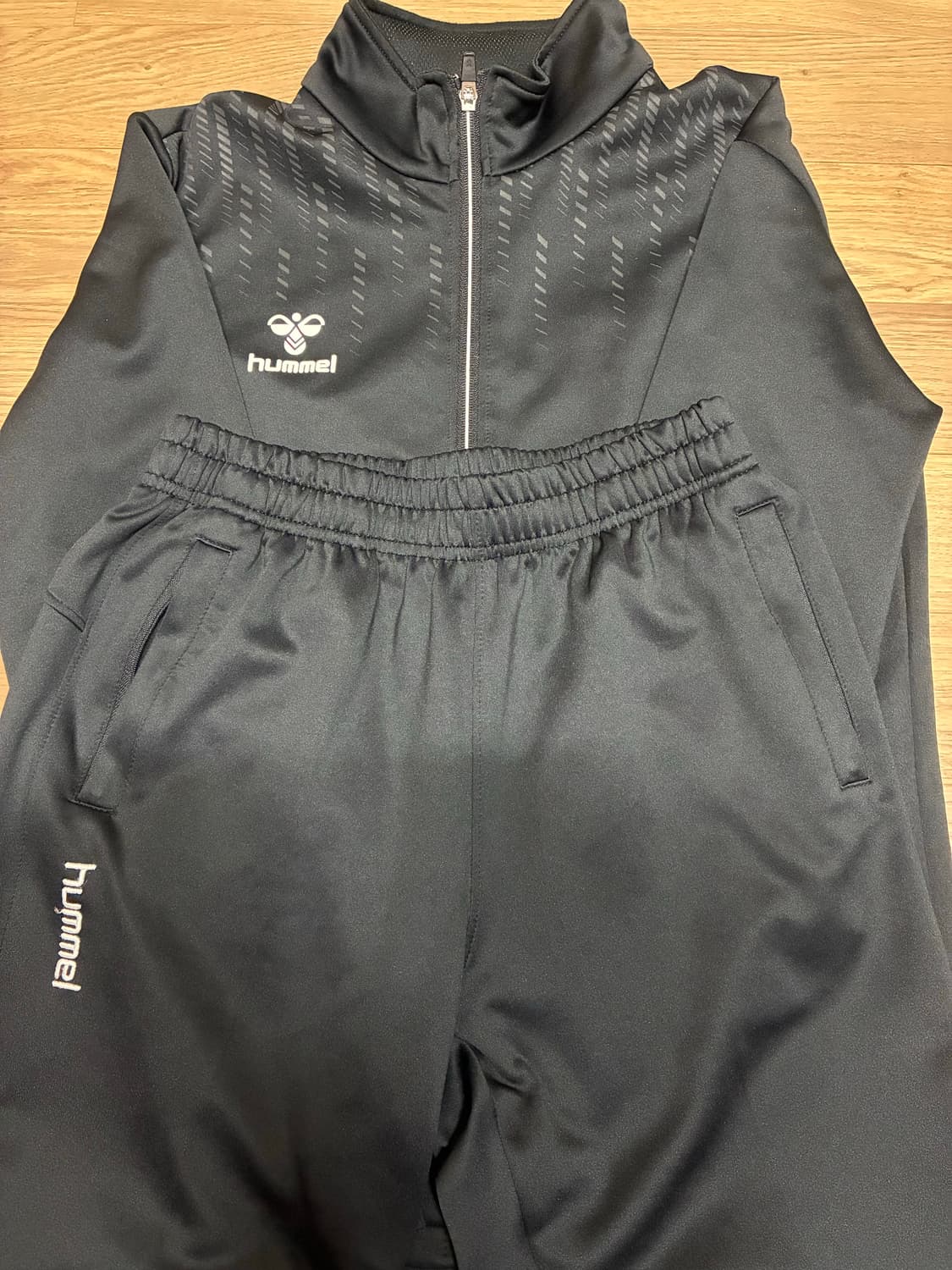 선수지급용) 험멜 트레이닝복 판매 상품이미지2