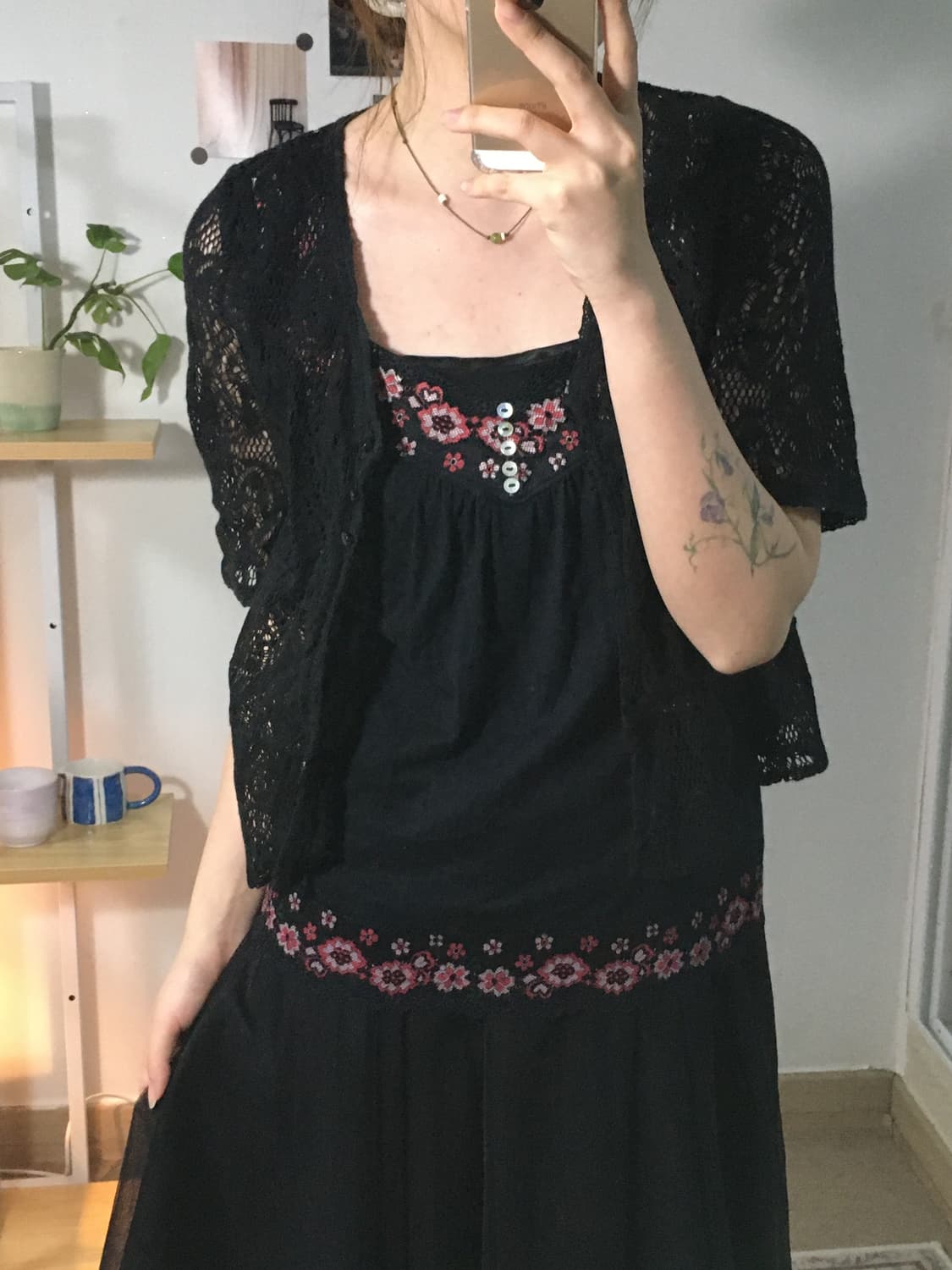 레이스가디건+빨간꽃나시+블랙요정드레스 상품이미지1