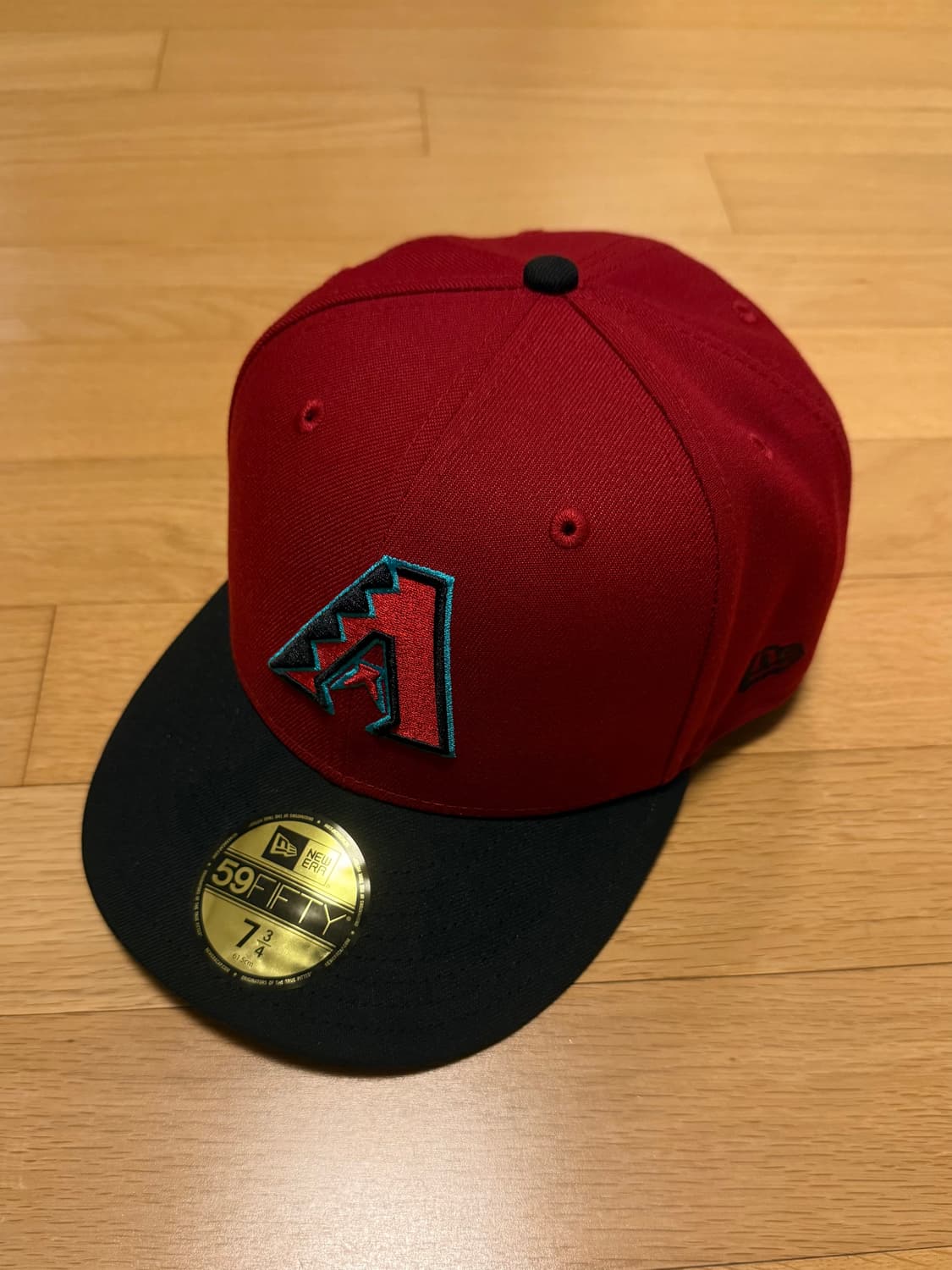 뉴에라 애리조나 다이아몬드백스 버건디 피티드캡 734 상품이미지1