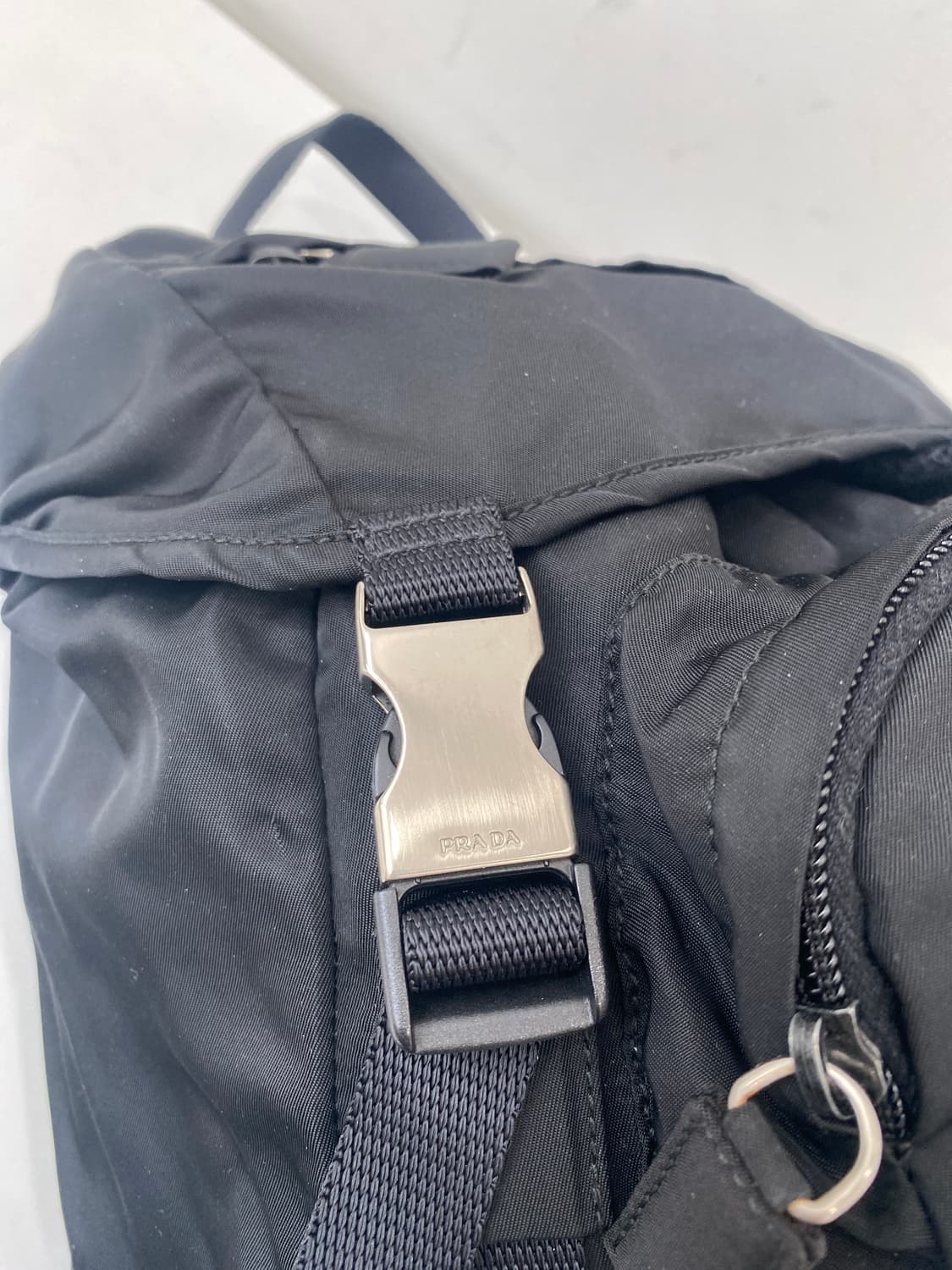 프라다 포코노 나일론 블랙 백팩 상품이미지5