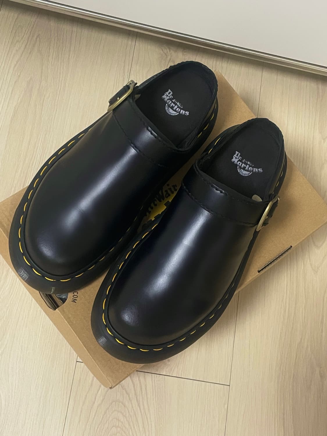 닥터마틴 라케텐 뮬 블랙 상품이미지3