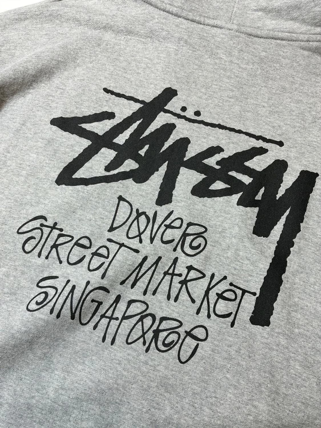 스투시 도버스트릿 싱가포르 빅로고 후드티 PN8453 상품이미지3