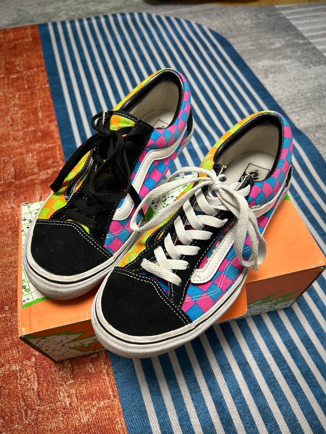 반스 x Billys 올드스쿨 멀티컬러 265mm 상품이미지1