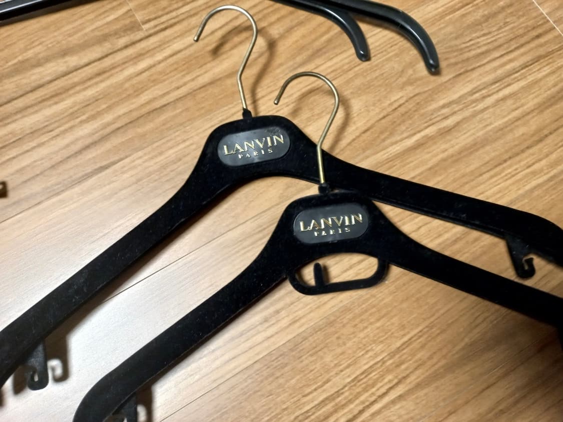 마틴싯봉 니나리치 알릭스 맥킨토시 랑방 라프시몬스 옷걸이 상품이미지6