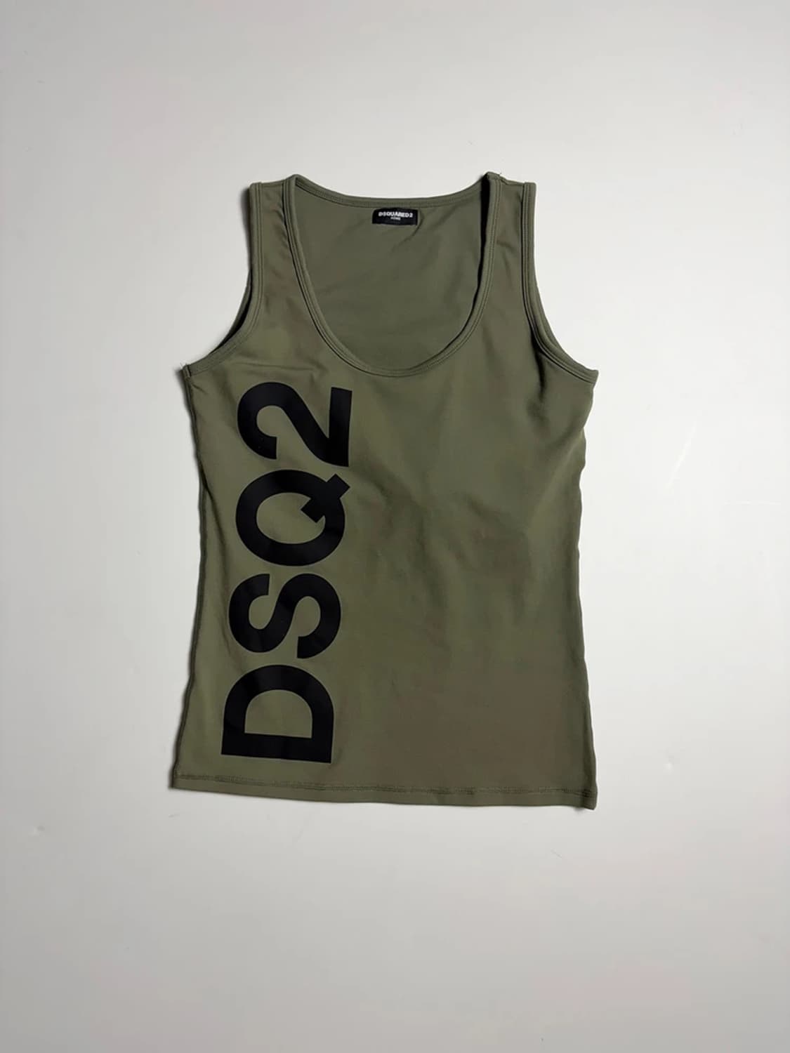 디스퀘어드2 10's 우먼스 빅로고 슬리브리스 R2273 상품이미지1