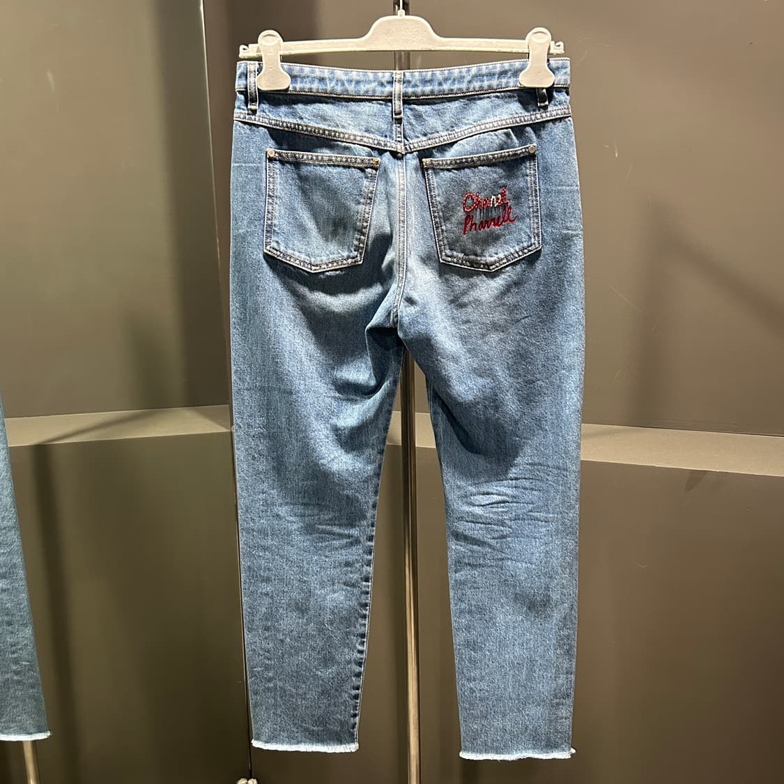 샤넬 X 퍼렐 비즈 레터링 데님팬츠 상품이미지5