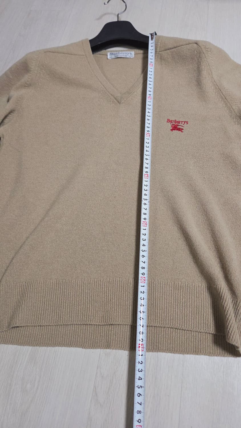 (착샷) 버버리 브이넥 니트 베이지 VNTG 상품이미지5