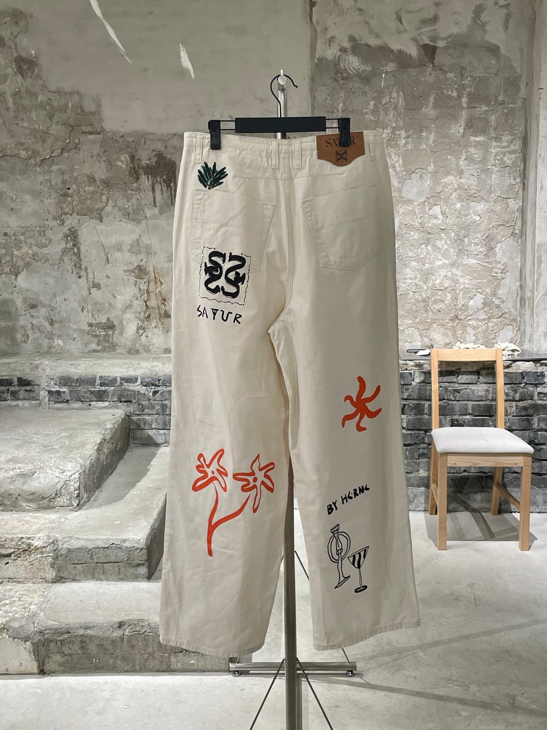세터 x 헤르시 크림 구아타 자르댕 페인팅 코튼 팬츠 상품이미지6