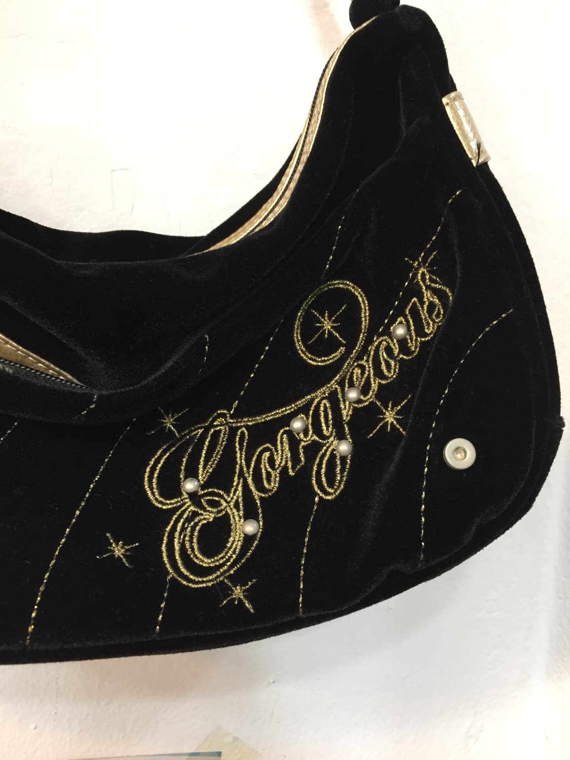 y2k 벨벳 블랙&골드 숄더백 상품이미지3