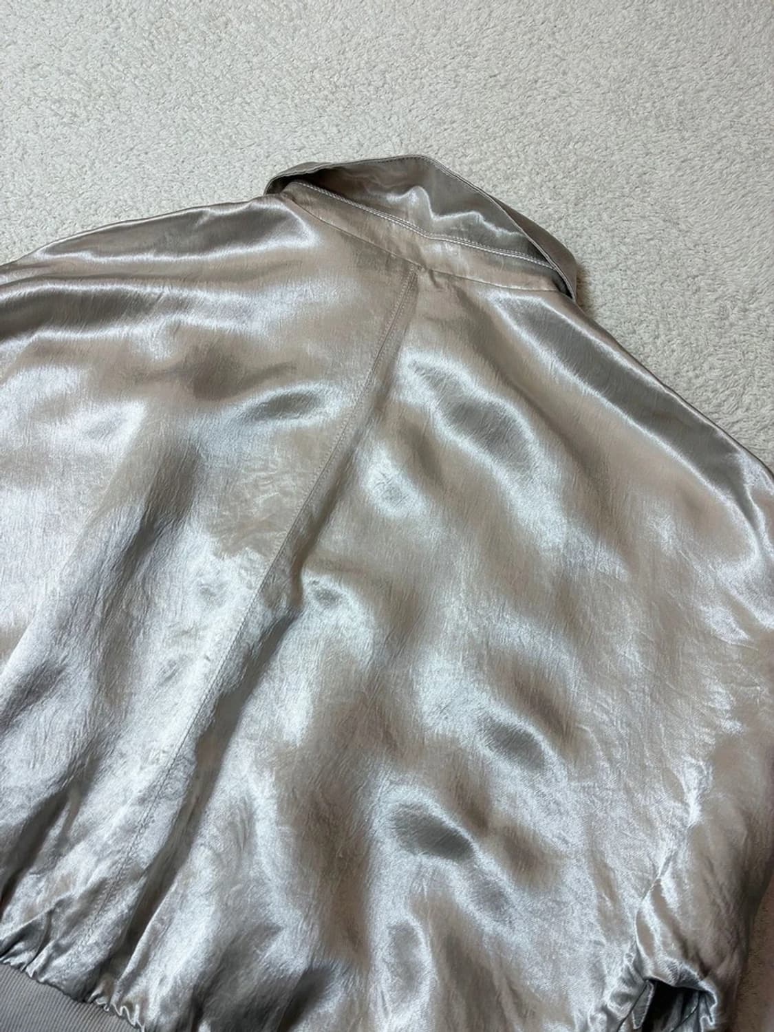 메종마레 새틴 어센틱 카라 숏 하프 집 셔츠 PN6912 상품이미지5