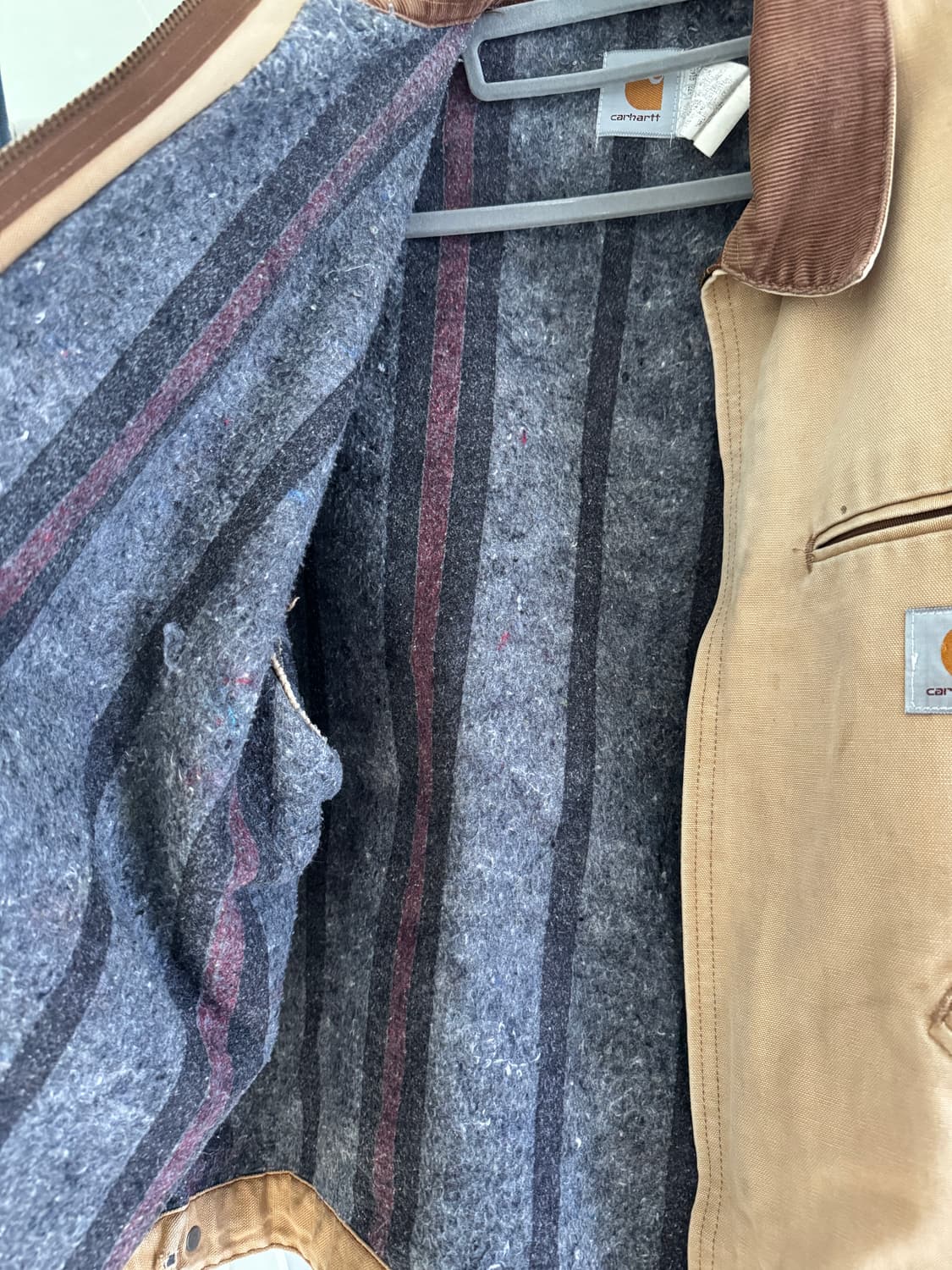 칼하트 J01 디트로이트 자켓 상품이미지4