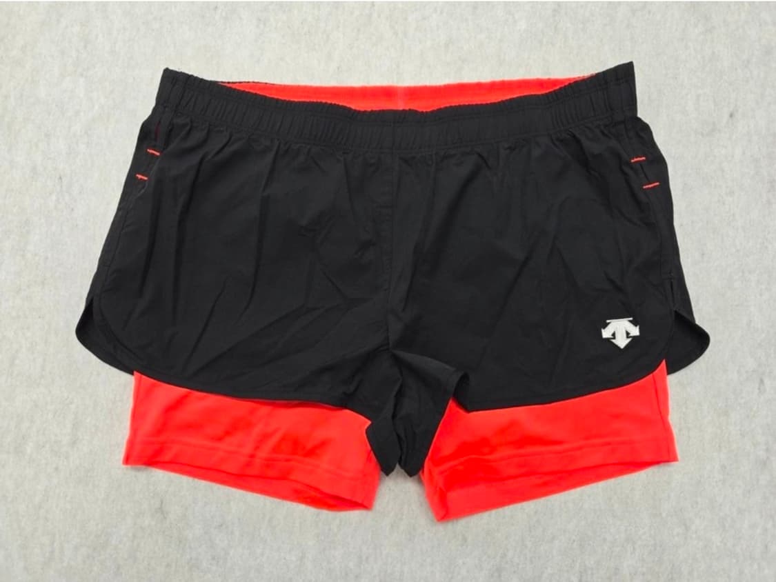 여성 L 데상트 반바지 상품이미지1