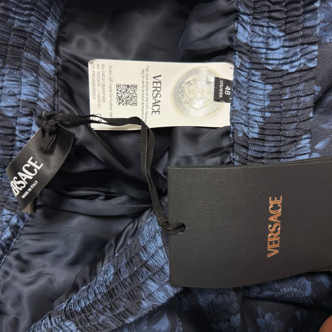 VERSACE 베르사체 실크 네이비 바로크 반바지 새상품 상품이미지3