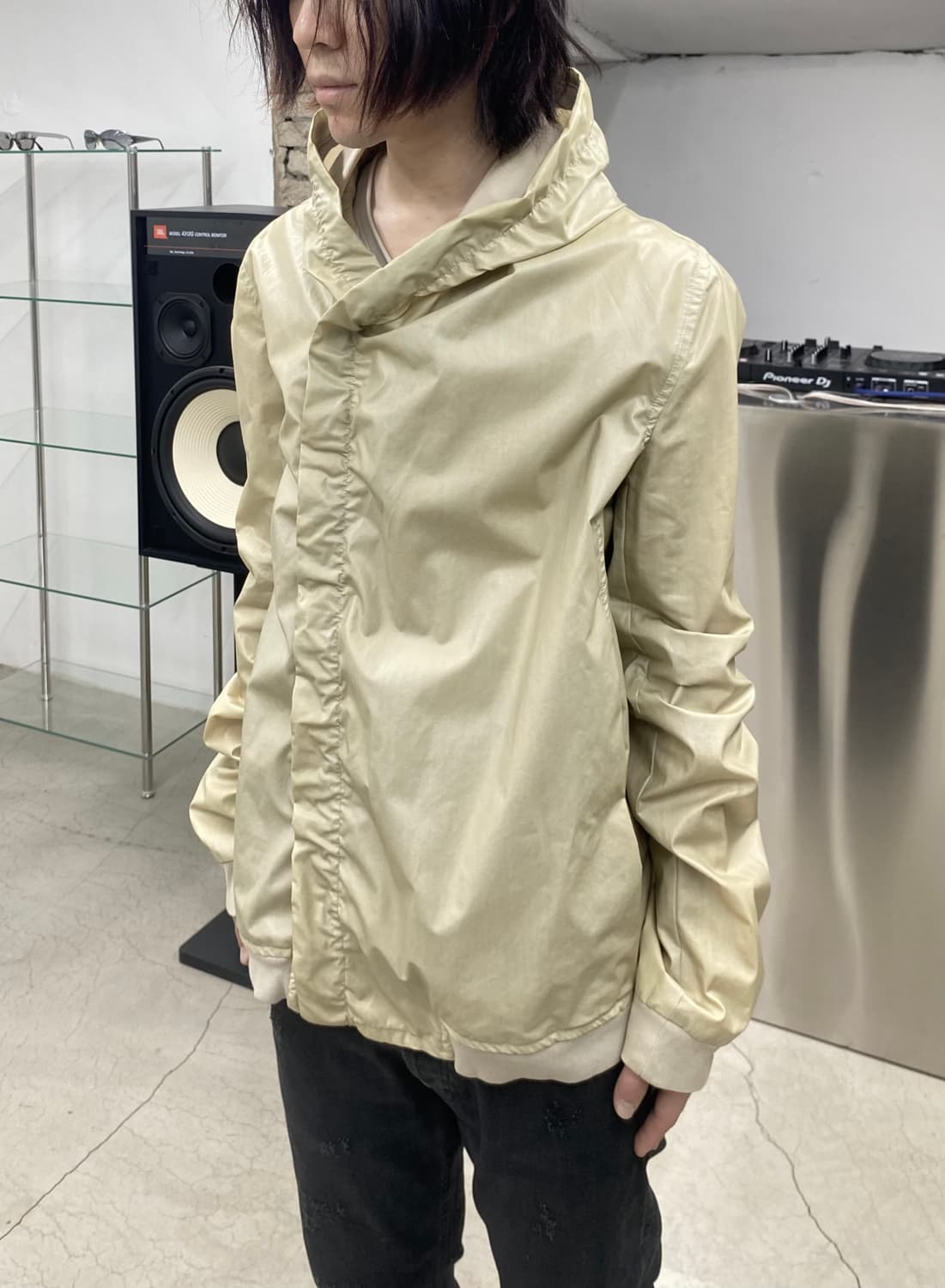 스테판 슈나이더 비대칭 버튼 자켓 상품이미지1