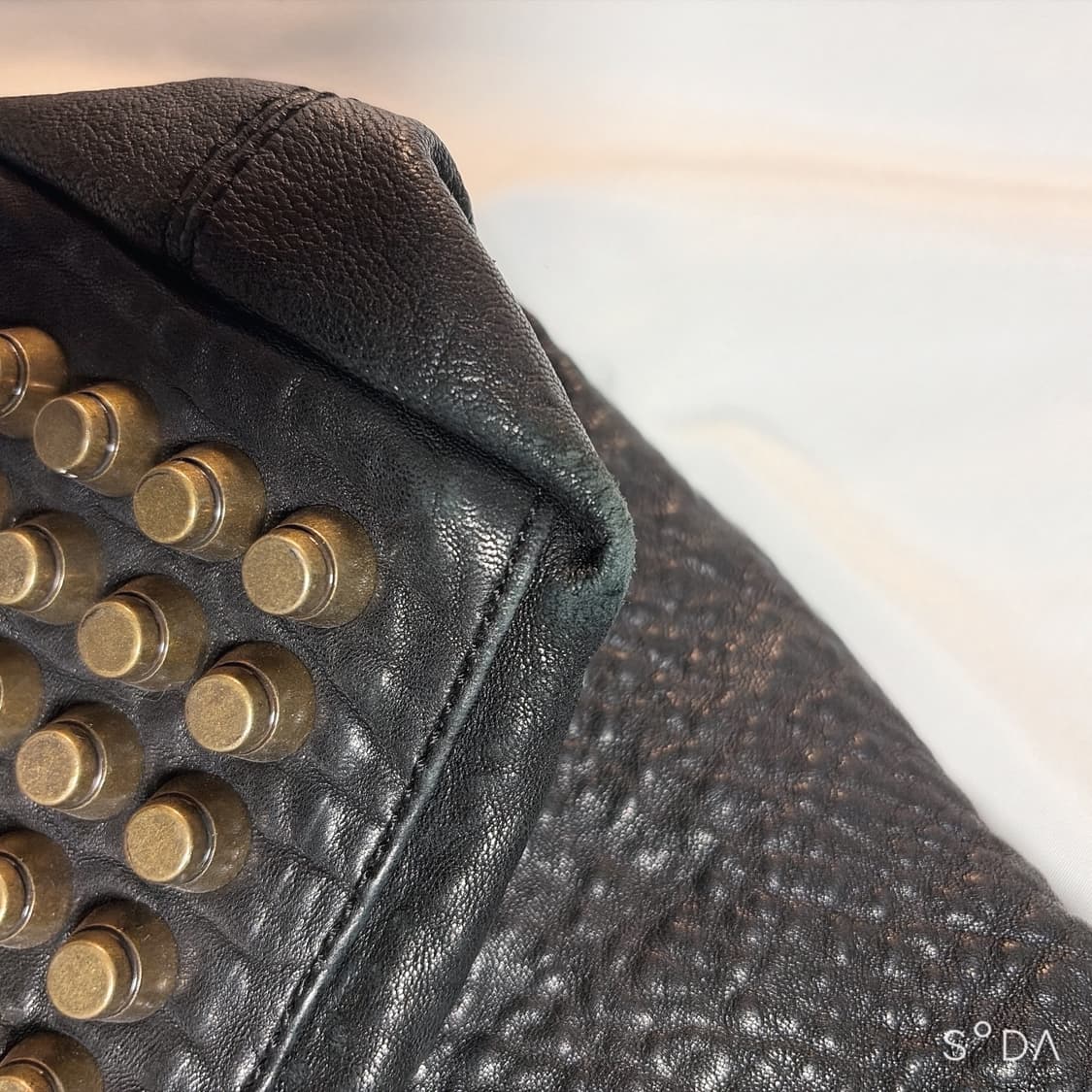 알렉산더왕 총알백 숄더백 상품이미지10