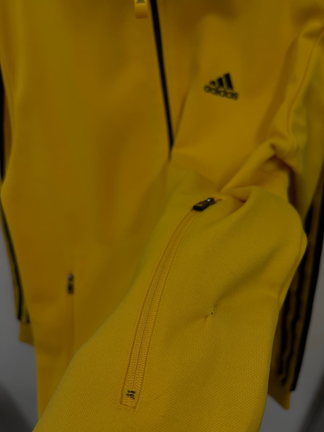 아디다스 트랙탑   상품이미지4