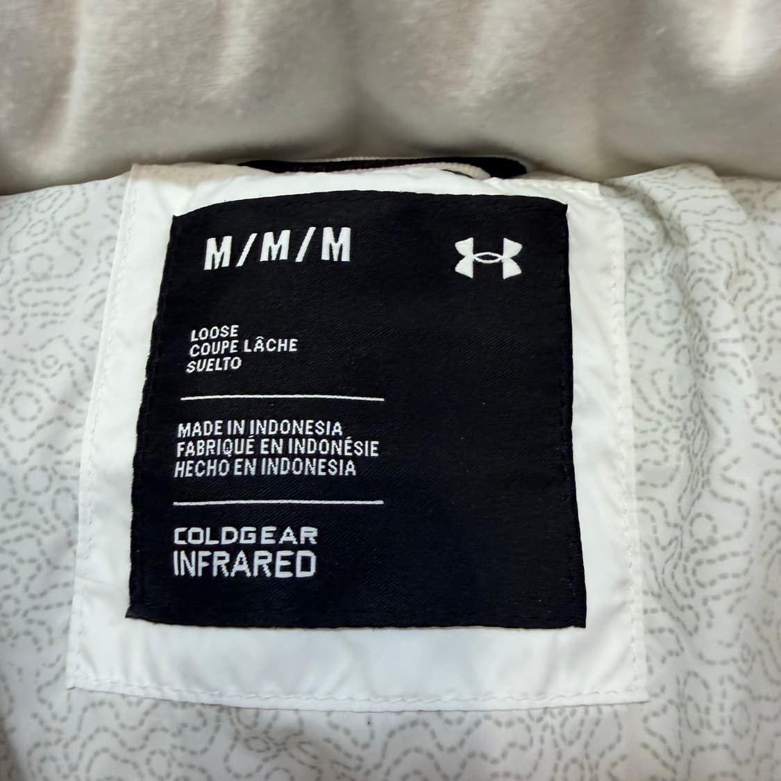 언더아머 화이트 덕 다운 푸퍼 점퍼 상품이미지3