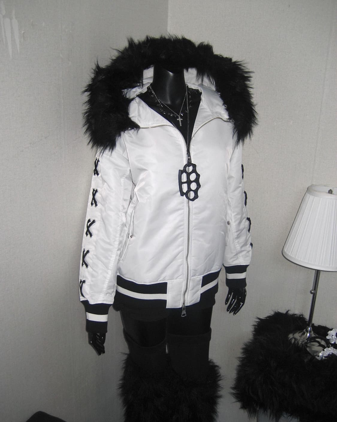 Rady 라디 갸루펑크 퍼 후드 아일렛 투지퍼 봄버 자켓 오네갸루 상품이미지3