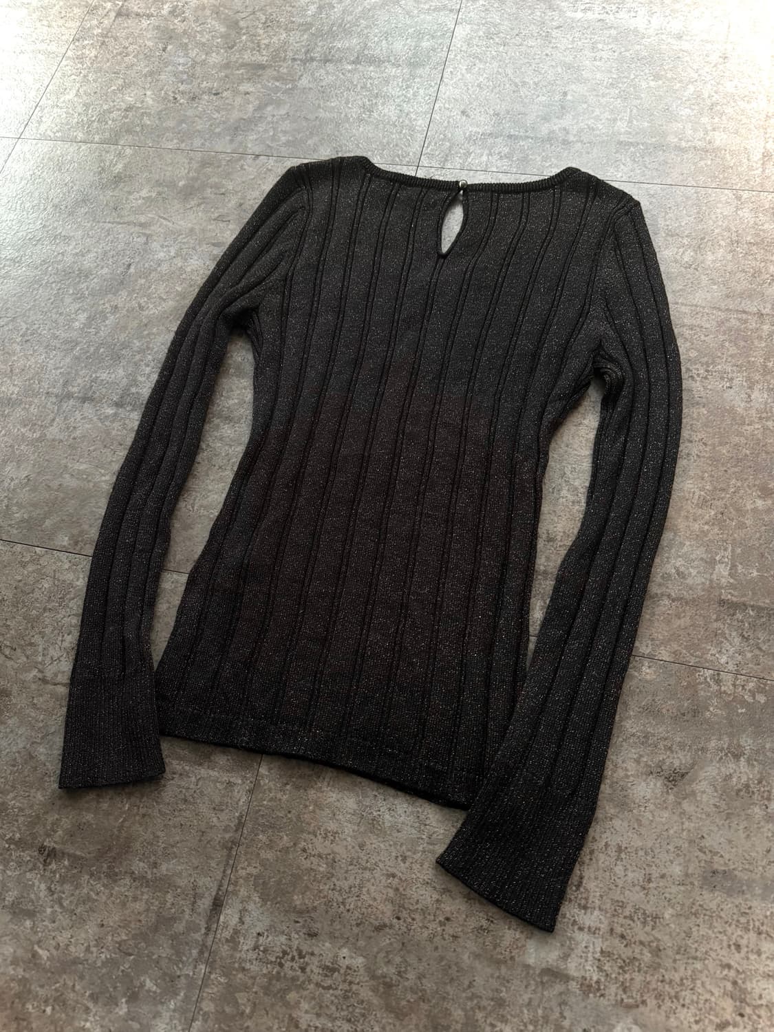 글리터 울 블렌디드 슬림 핏 니트 상품이미지5