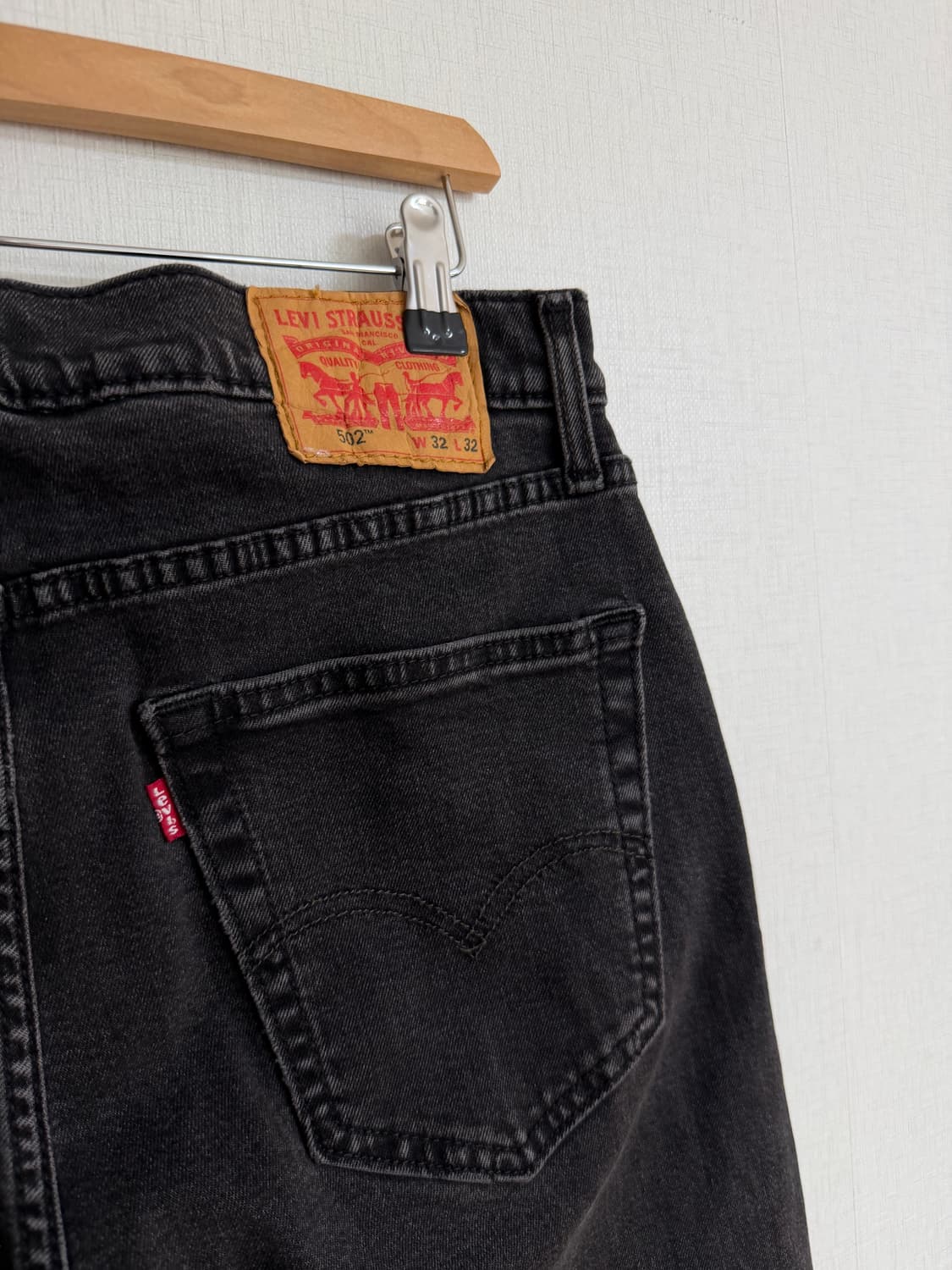 리바이스 블랙데님 상품이미지1