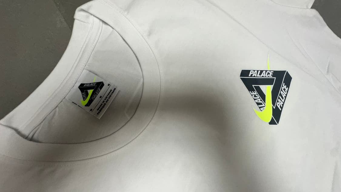 나이키x팔라스 트라이 스우시 반팔 화이트 상품이미지3