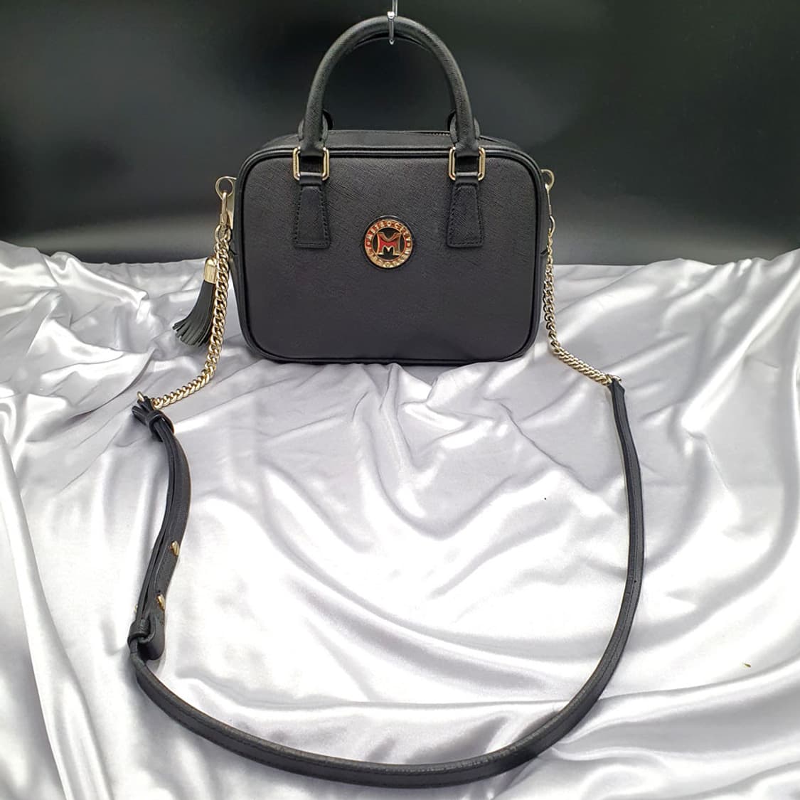 메트로시티 태슬장식 체인 사각 크로스백 중고 가방 은피아노 상품이미지2