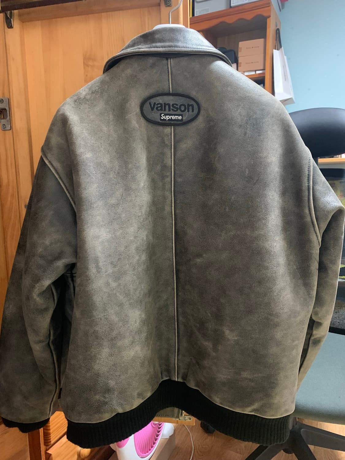 슈프림 밴스 레더 자켓 상품이미지2