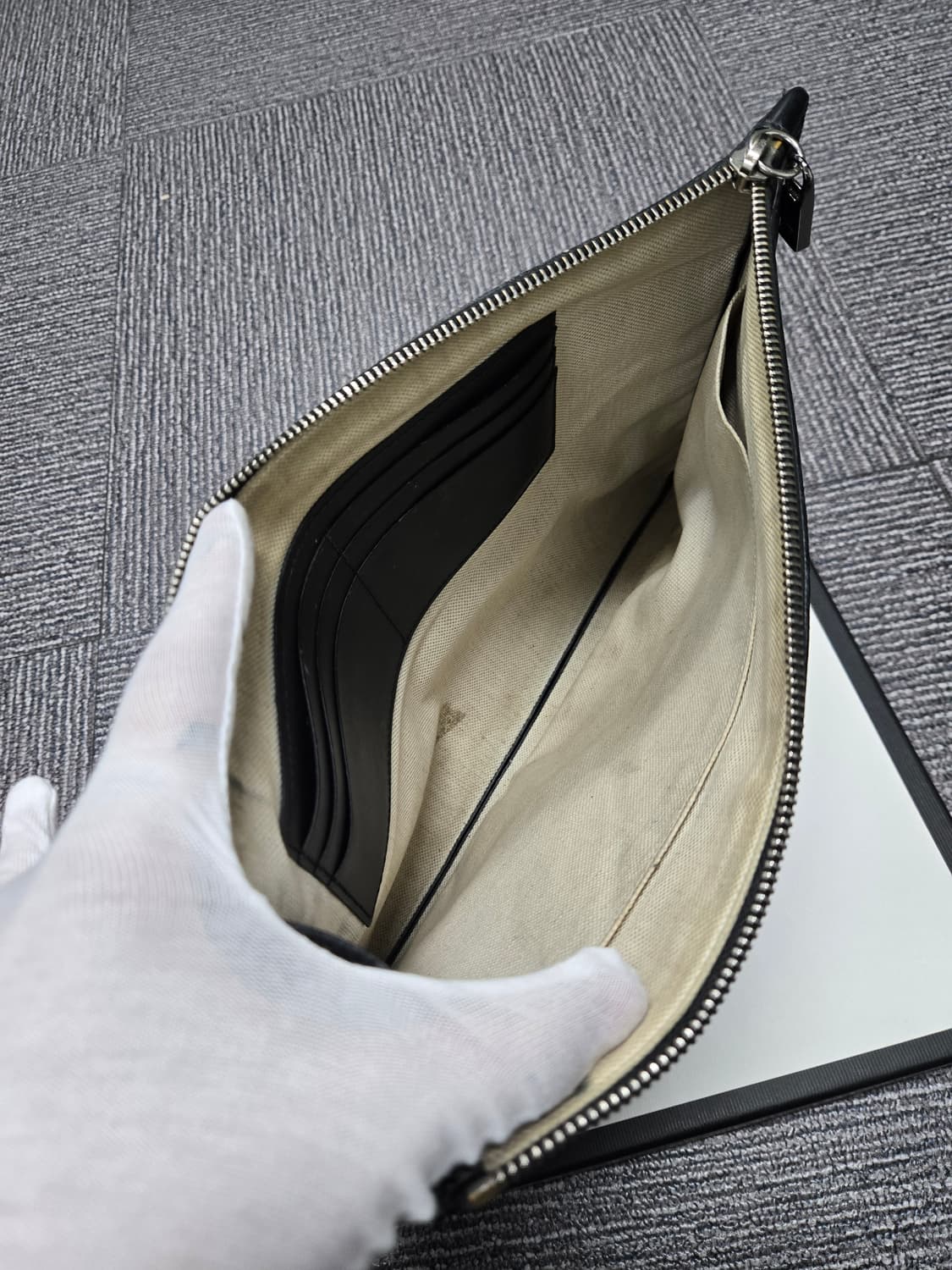 [특가][정품] 구찌 킹스네이크 클러치백 상품이미지6