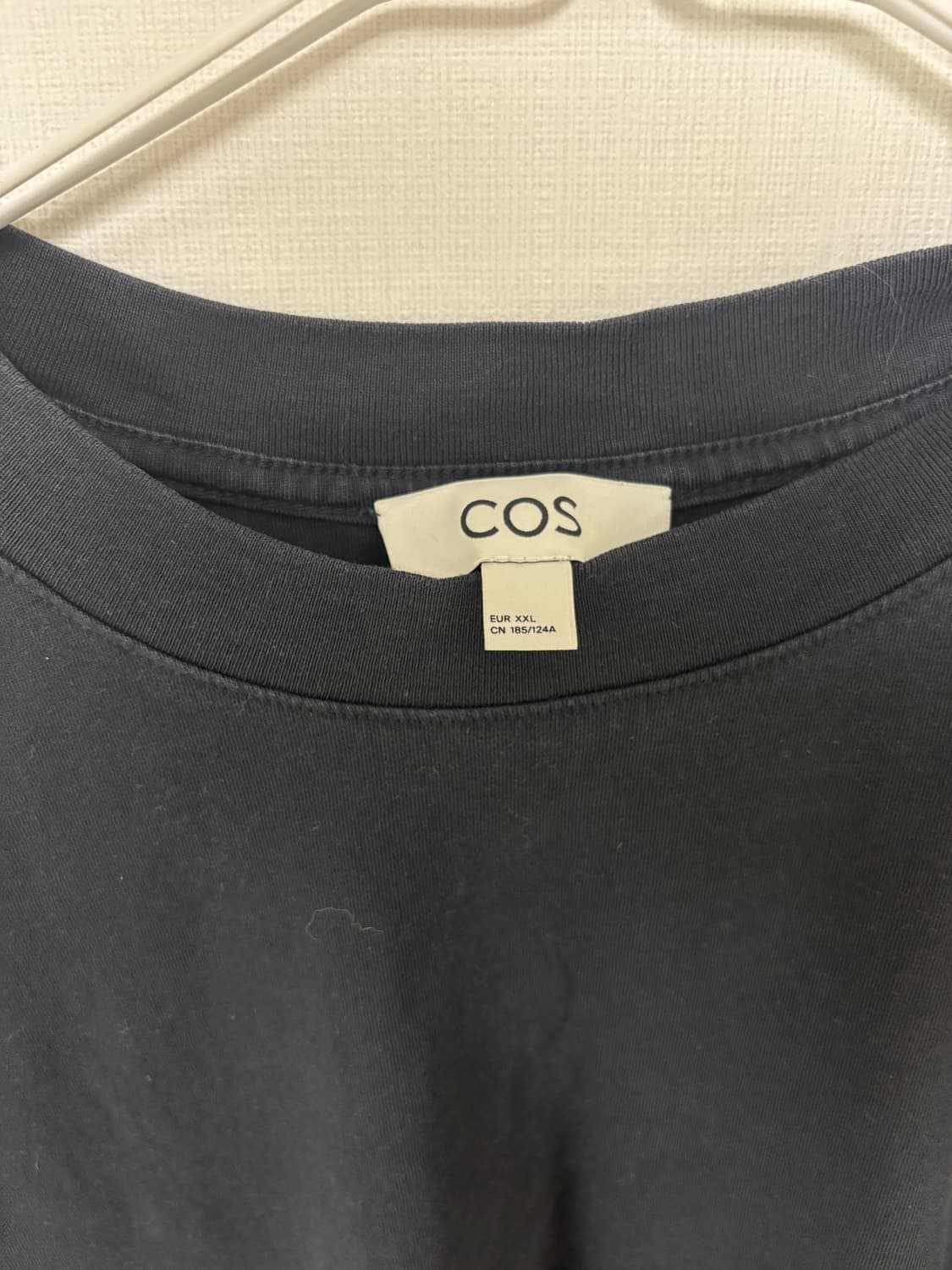 COS 릴랙스드 코튼 티셔츠 네이비 판매 상품이미지4