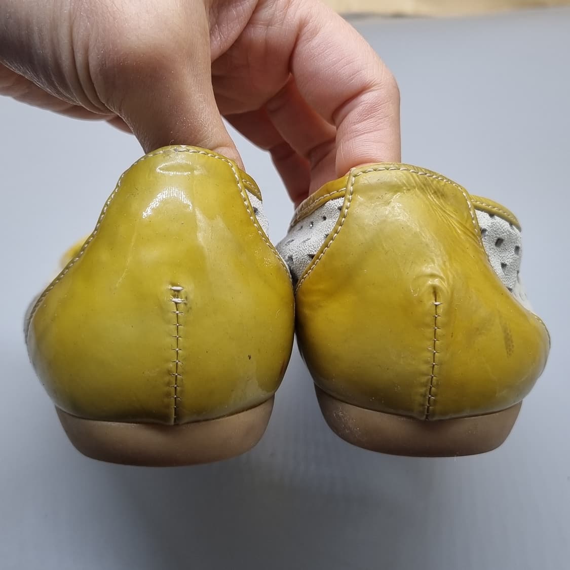 탠디 여성펀칭 플랫슈즈 240 상품이미지4