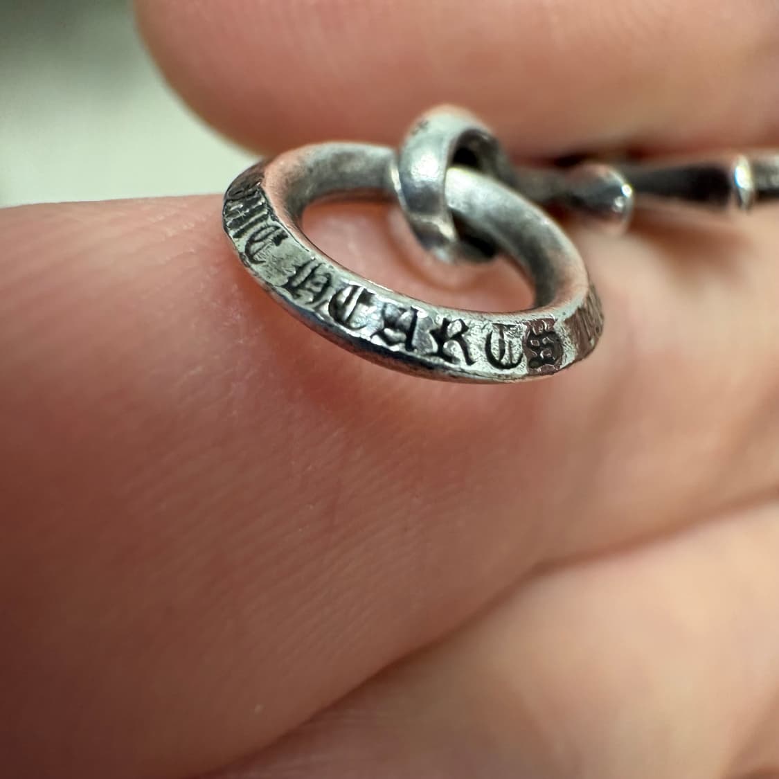 크롬하츠 타이니 크로스 펜던트 상품이미지4