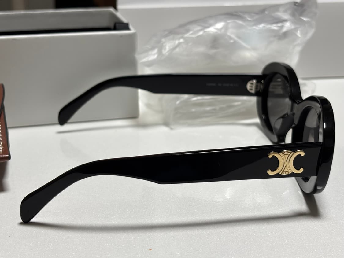 셀린느 트리옹프 선글라스01 블랙 풀박스 상품이미지8