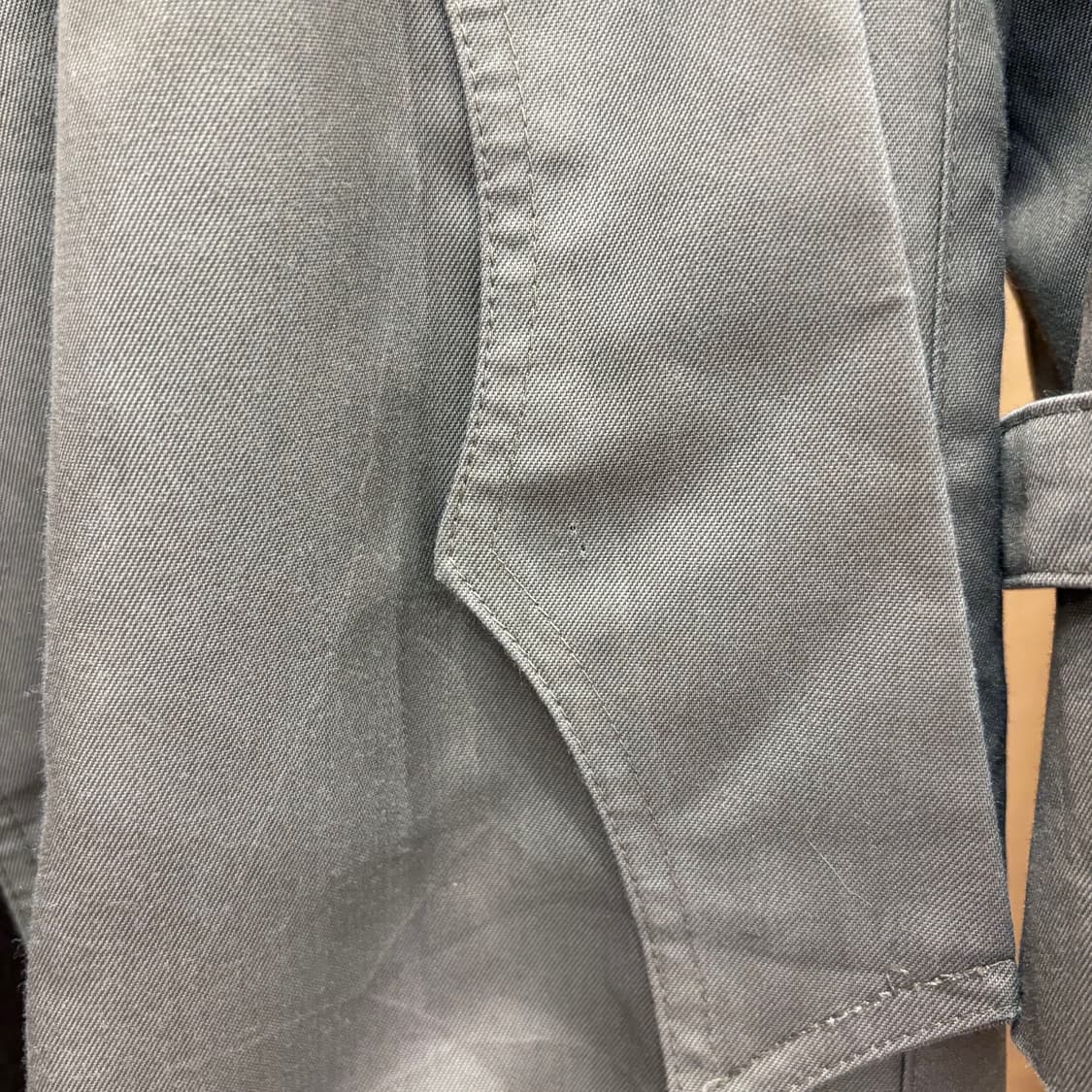 크리스찬 디올 트렌치 코트 소매 스트랩 더블 브레스티드 디테일 그레이 상품이미지10