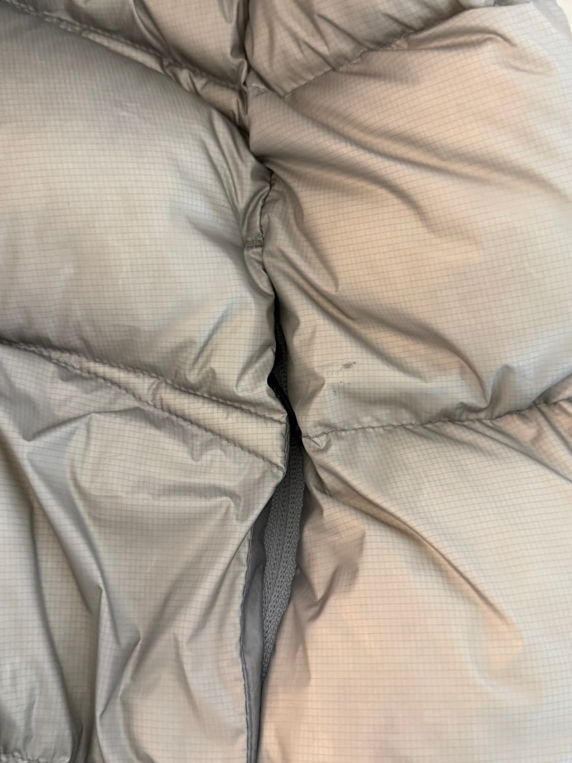 뉴발란스 플라잉77 슈퍼라이트 후드 구스다운 M 라이트그레이 실착 1회 상품이미지4