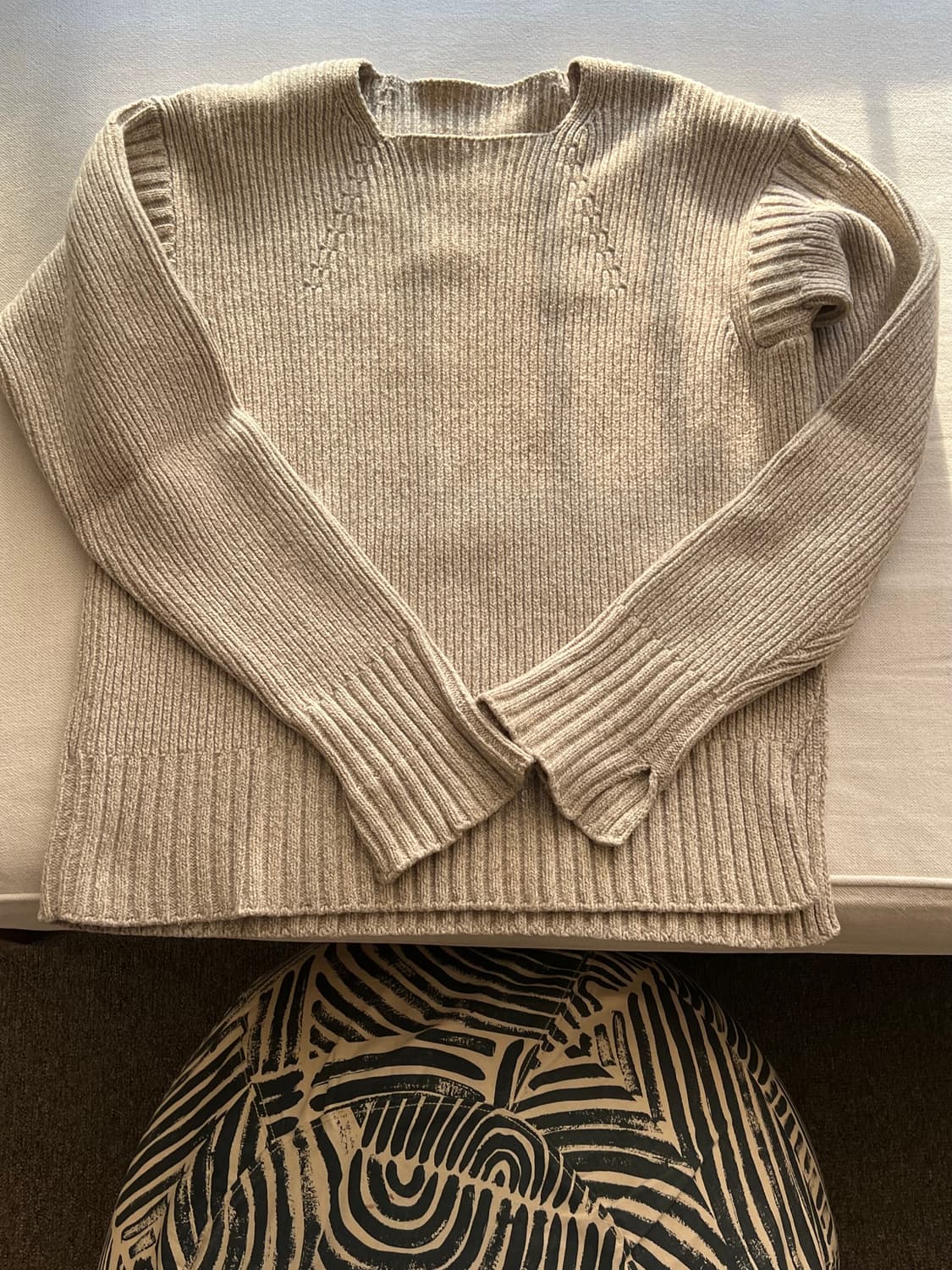 자크뮈스 니트 오트밀 색상 상품이미지3