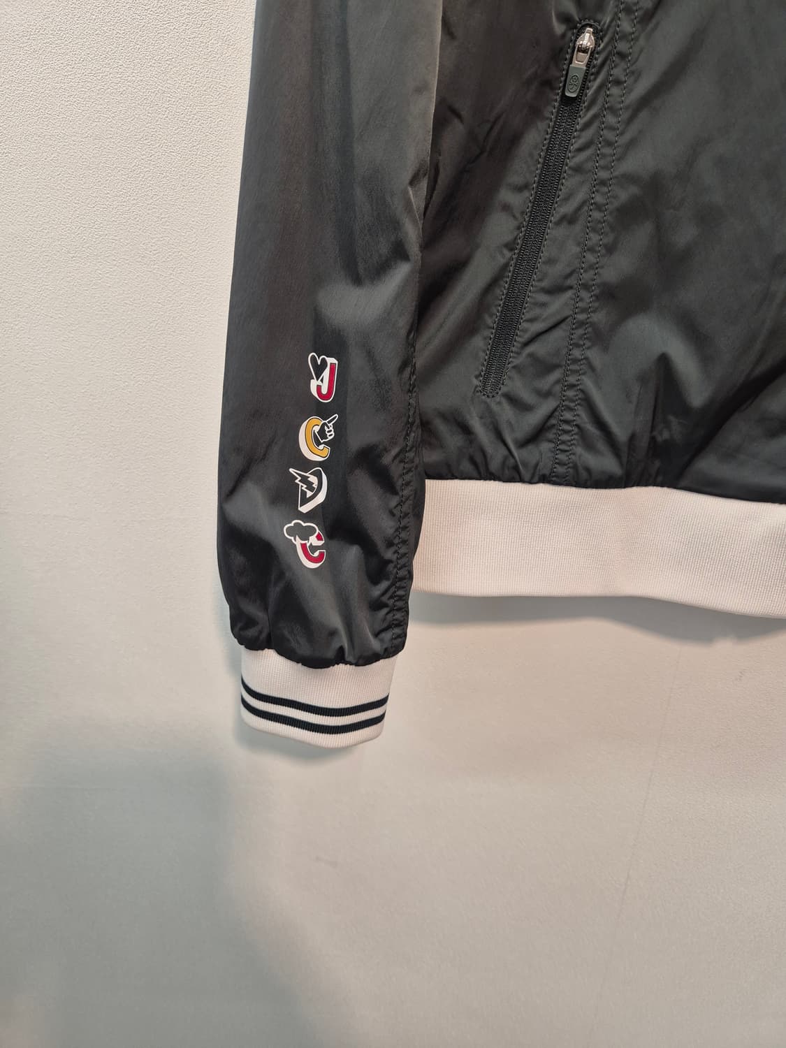 까스텔바작 여성 바람막이 점퍼 그린  95
사이즈  상품이미지3