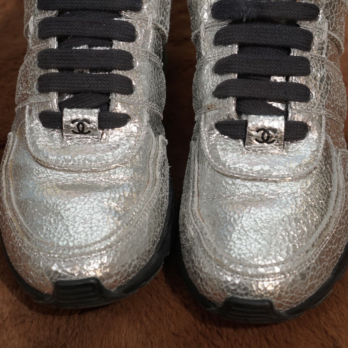 샤넬 크루즈 실버 스니커즈 상품이미지4