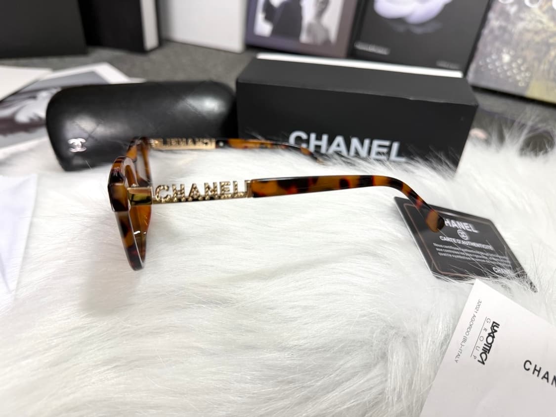 샤넬 이니셜 스톤장식 선글라스 브라운 풀박스 상품이미지7