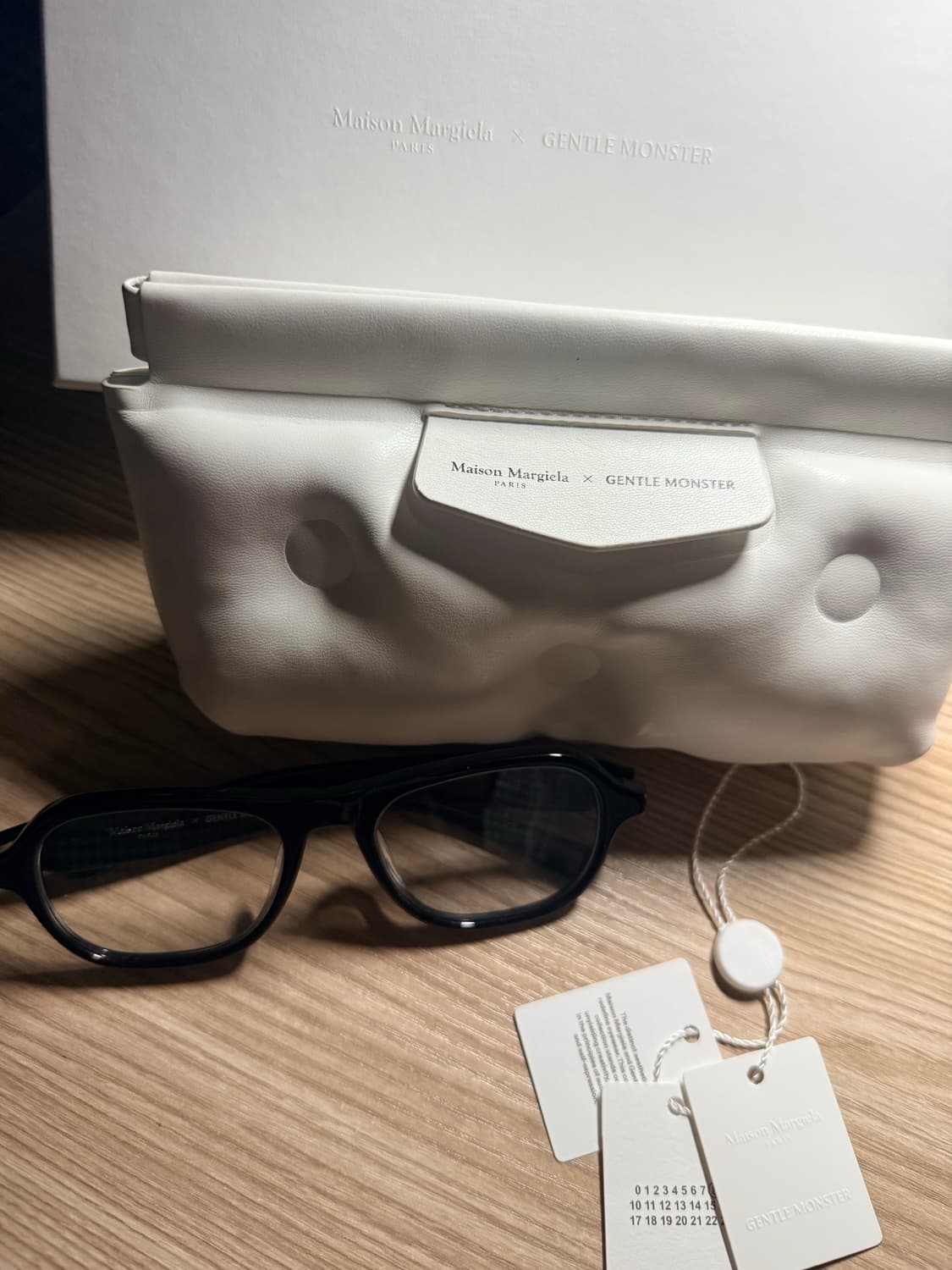 메종 마르지엘라 젠틀 몬스터 mm113 블랙 상품이미지1