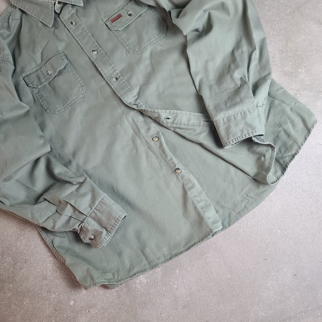 칼하트 워크셔츠 상품이미지3