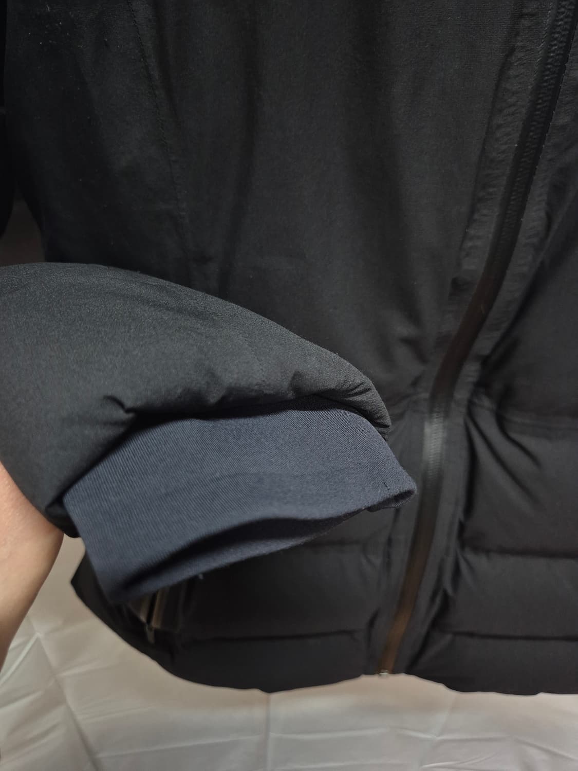 룰루레몬 구스다운 푸퍼 패딩 상품이미지2