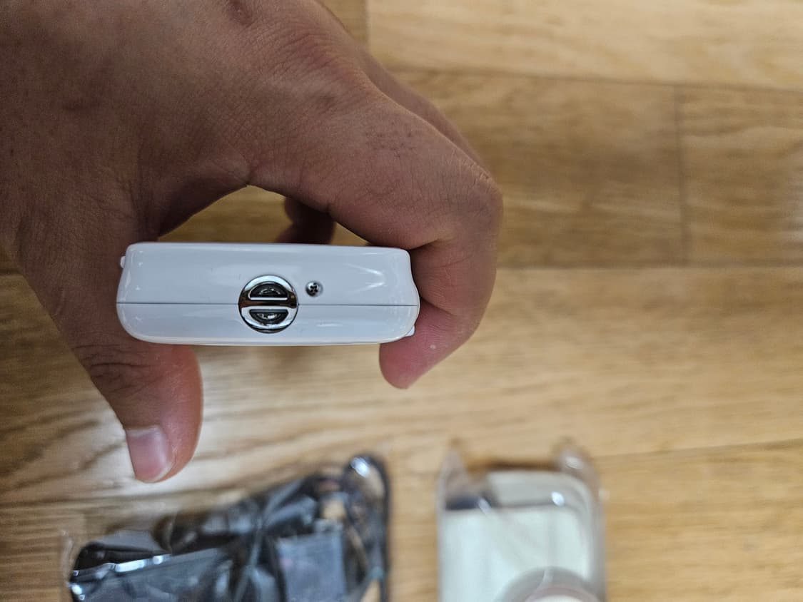 니콘 쿨픽스 s01 화이트(희귀) 팝니다 상품이미지5